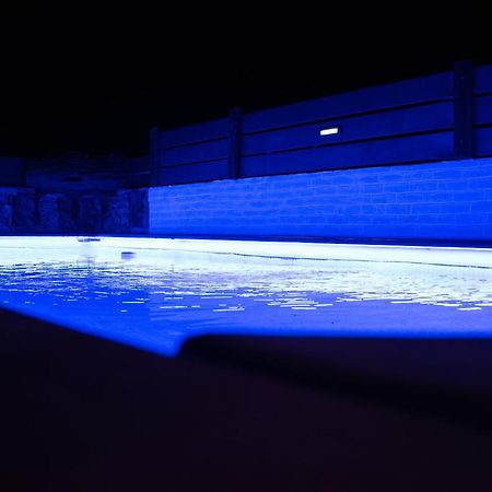 Haritos Holidays Home Pombia Экстерьер фото
