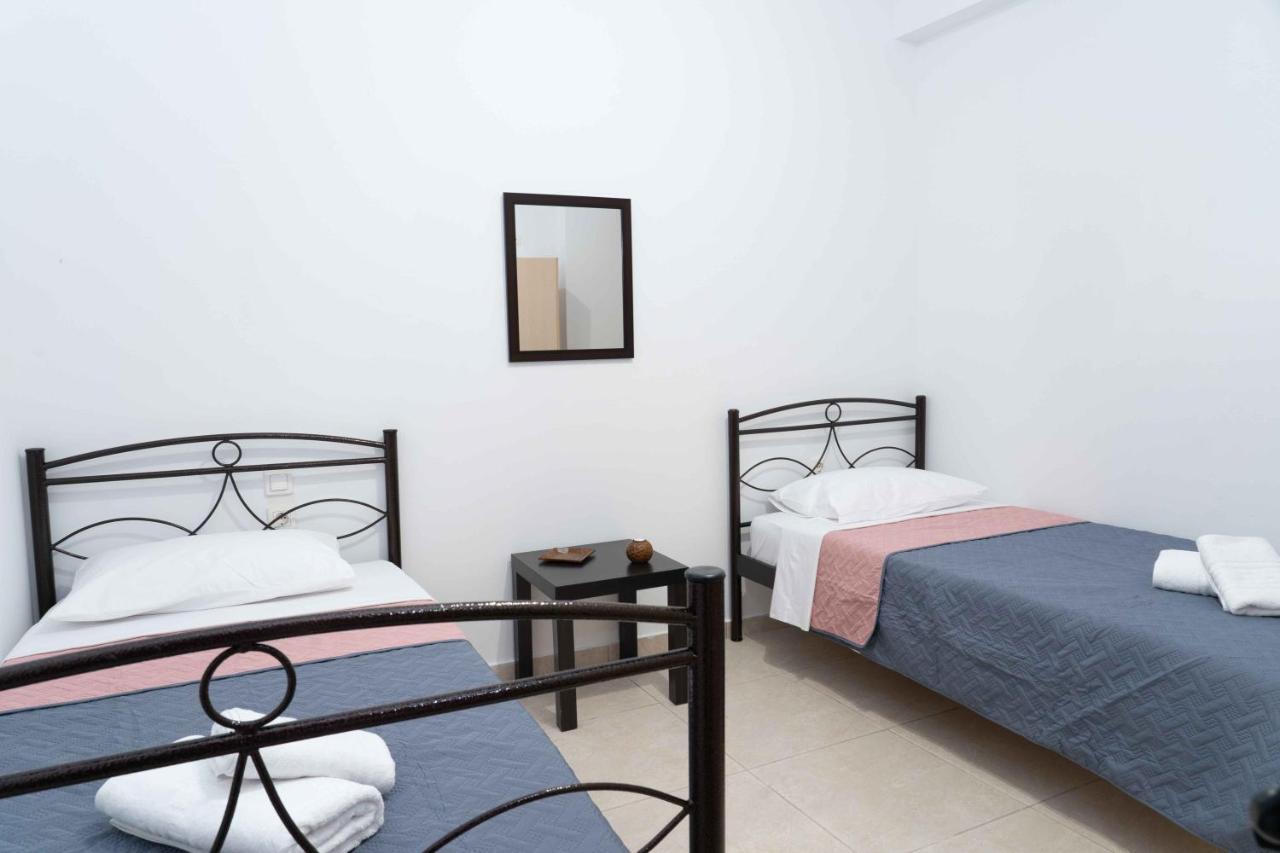 Haritos Holidays Home Pombia Экстерьер фото