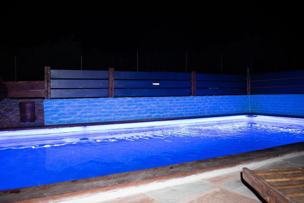 Haritos Holidays Home Pombia Экстерьер фото